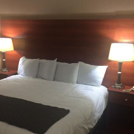 Hotel Baymont By Wyndham Paducah Exterior foto