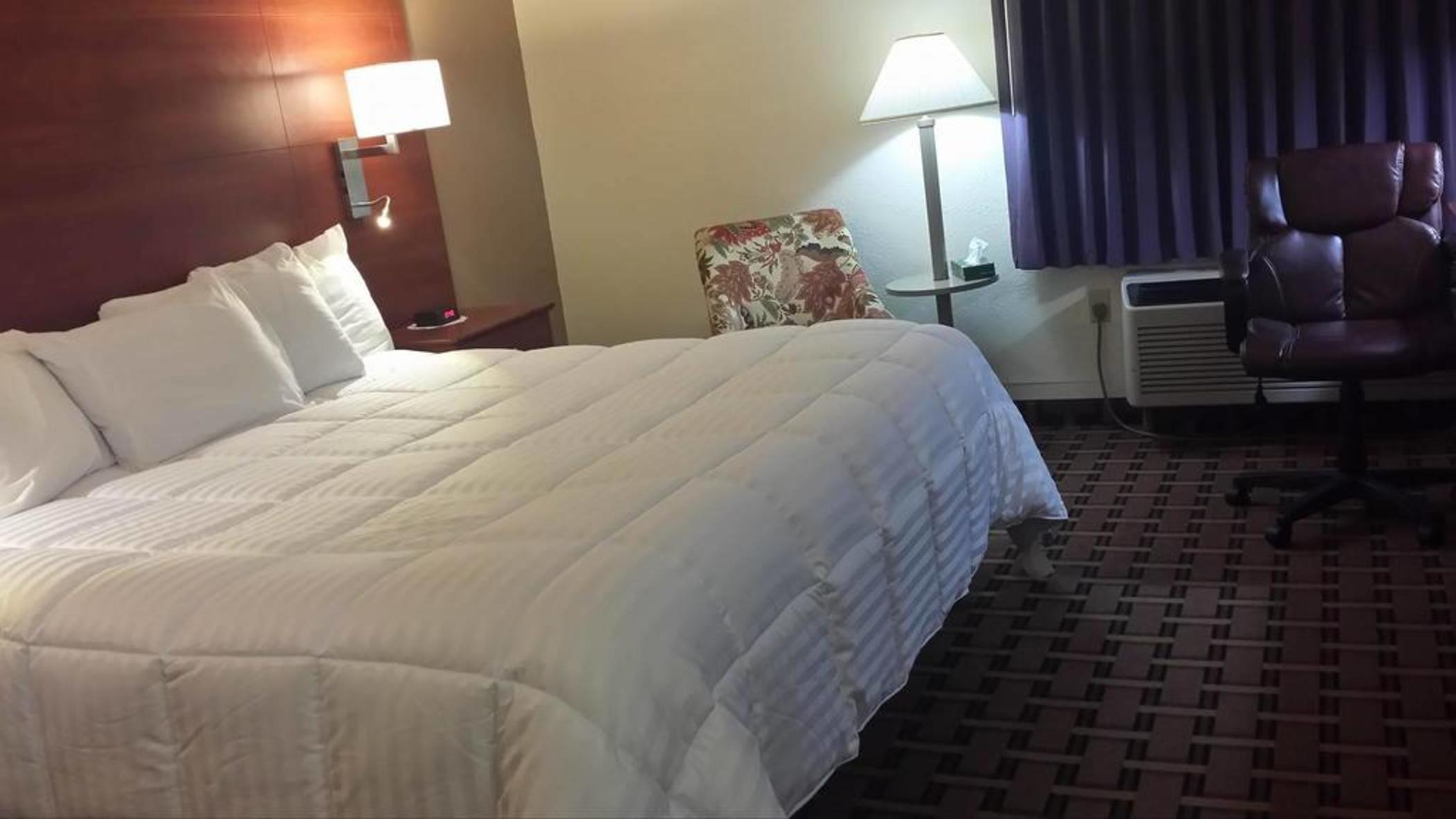 Hotel Baymont By Wyndham Paducah Exterior foto