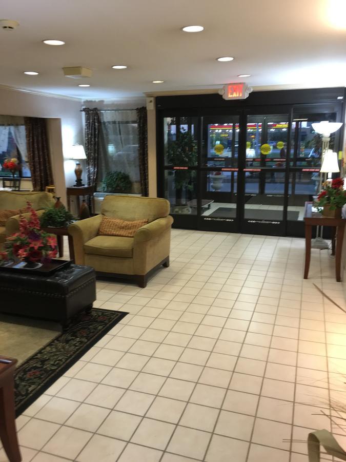 Hotel Baymont By Wyndham Paducah Exterior foto